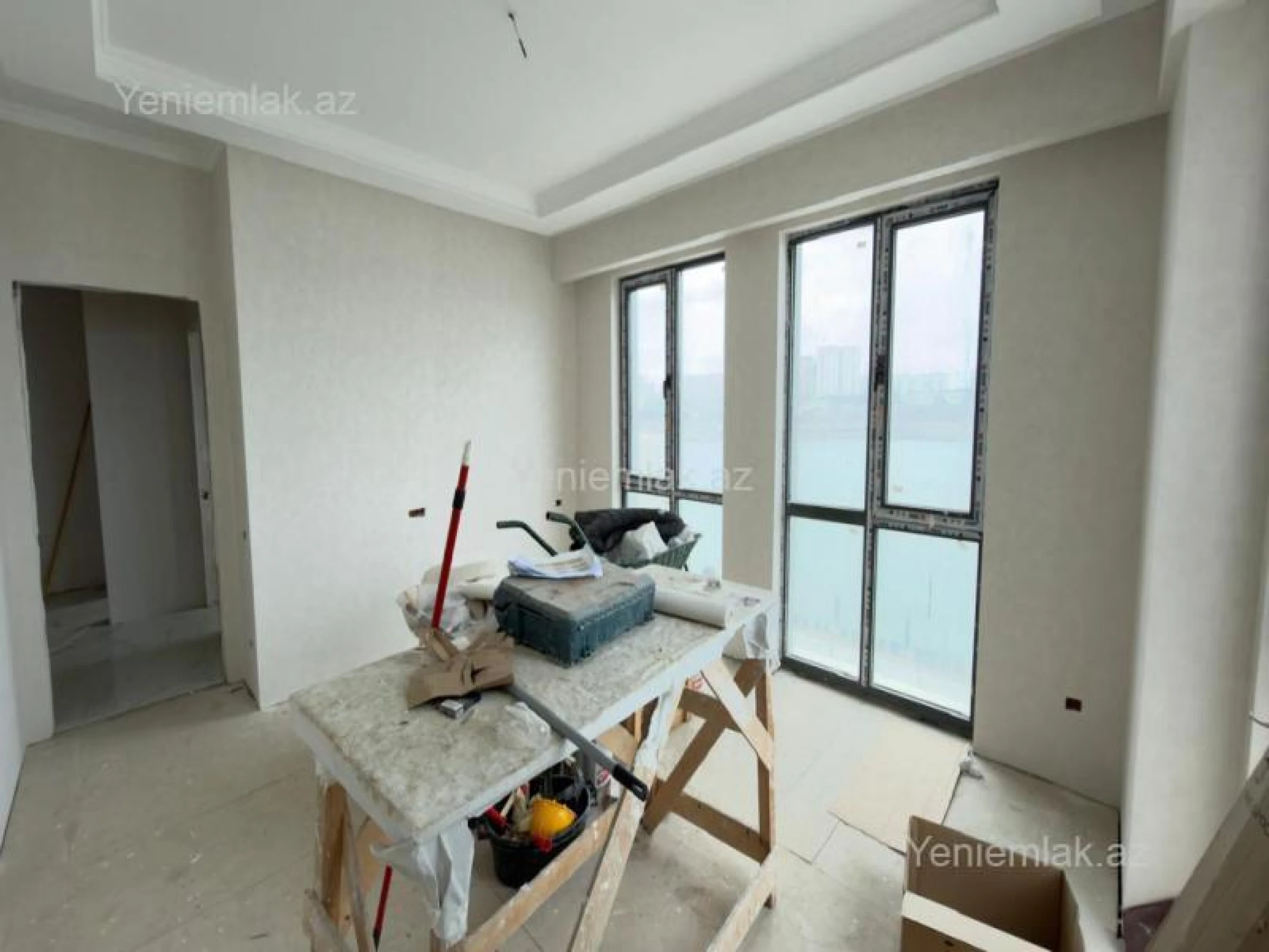 Satılır 3 otaqlı yeni tikili 83 m²
