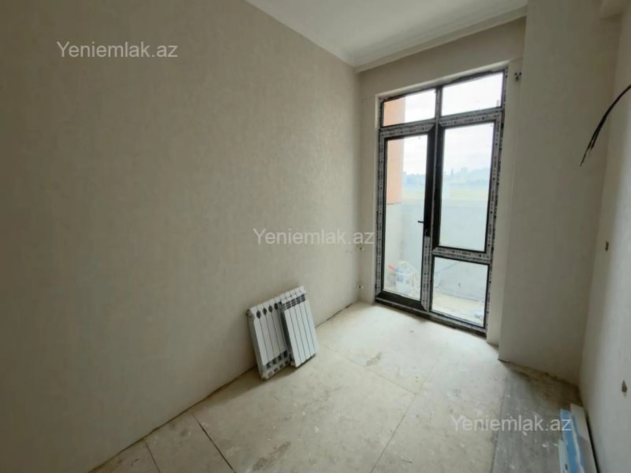 Satılır 3 otaqlı yeni tikili 83 m²