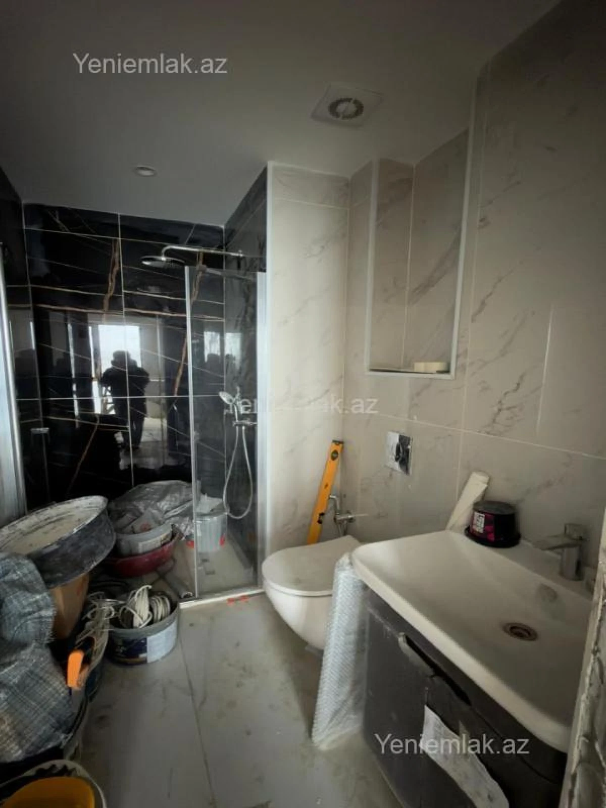 Satılır 3 otaqlı yeni tikili 83 m²