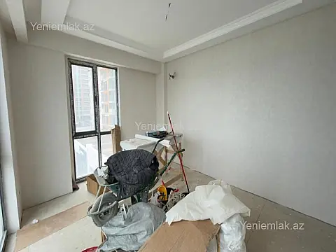 Satılır 3 otaqlı yeni tikili 83 m²