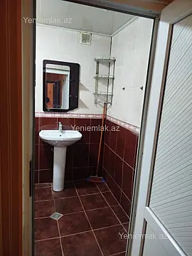 Satılır 2 otaqlı köhnə tikili 58 m²