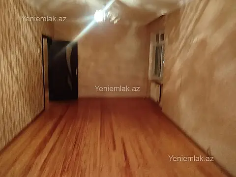 Satılır 2 otaqlı köhnə tikili 58 m²