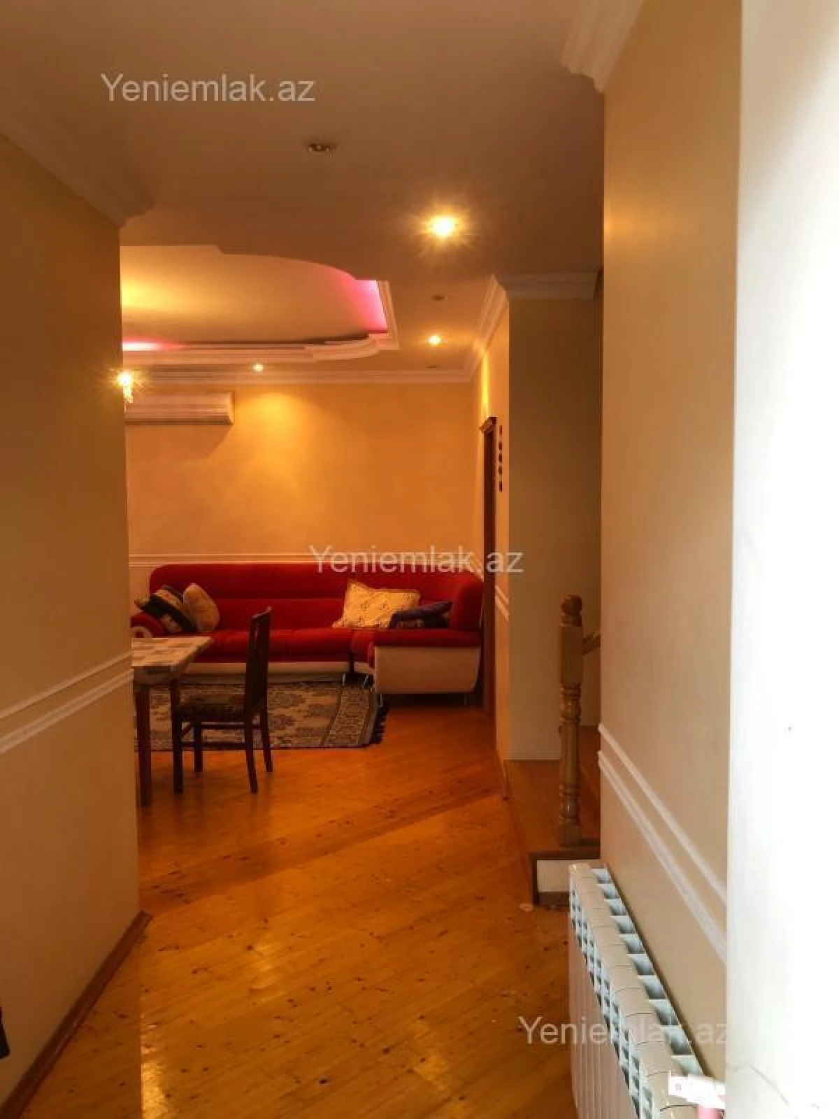 Satılır 7 otaqlı həyət evi 330 m²