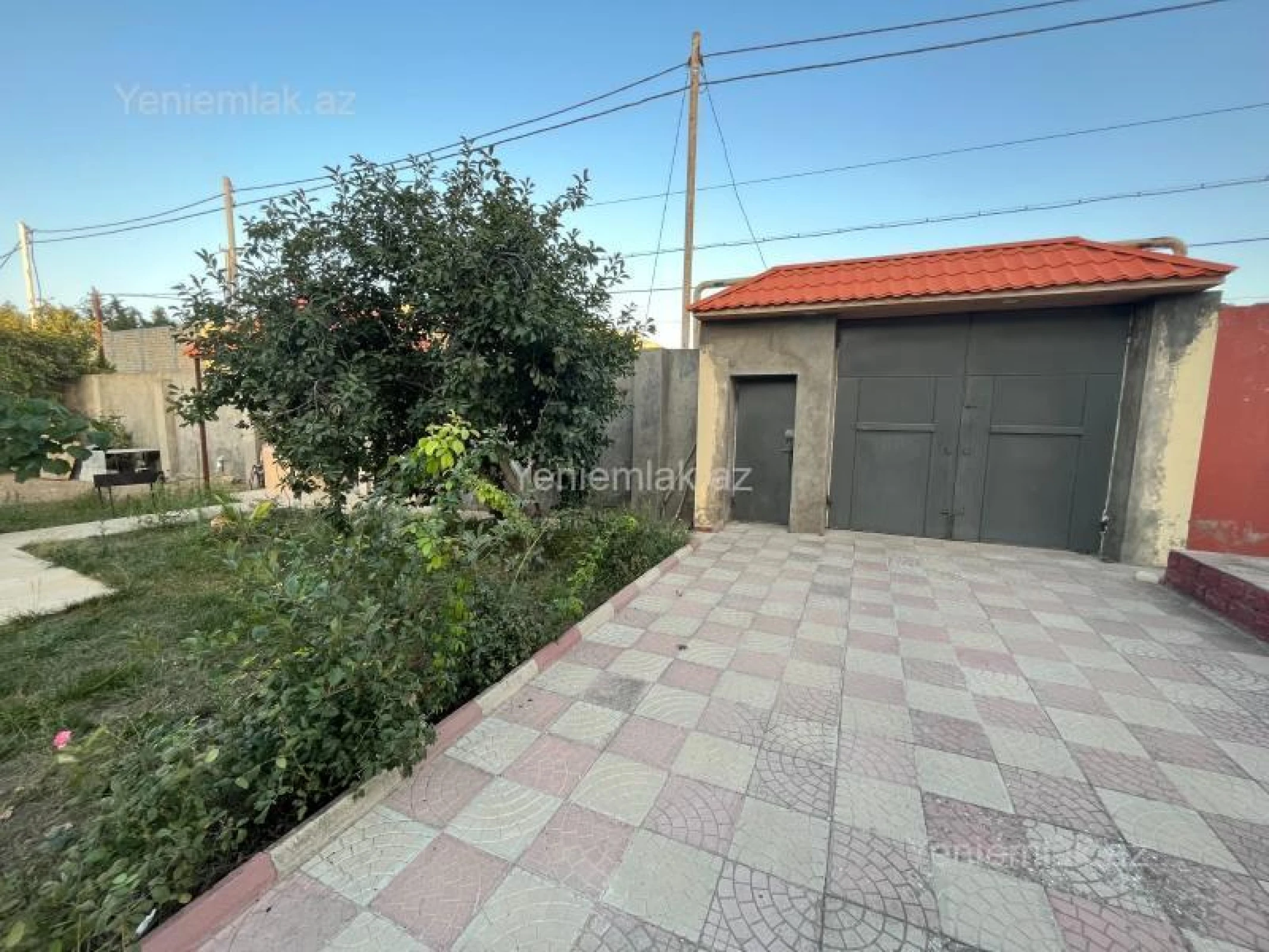 Satılır 7 otaqlı həyət evi 330 m²