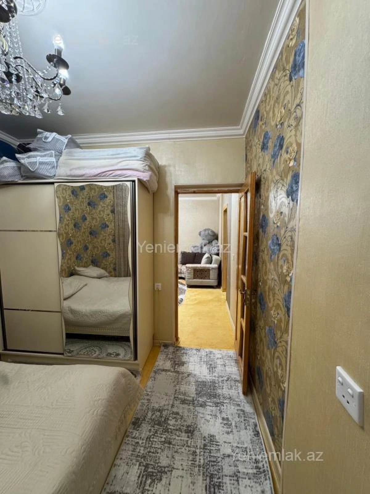 Satılır 1 otaqlı köhnə tikili 42 m²