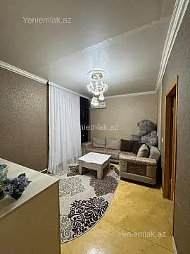 Satılır 1 otaqlı köhnə tikili 42 m² — Sumqayıt, 8-ci mikrorayon 1 otaq 42.00 m²