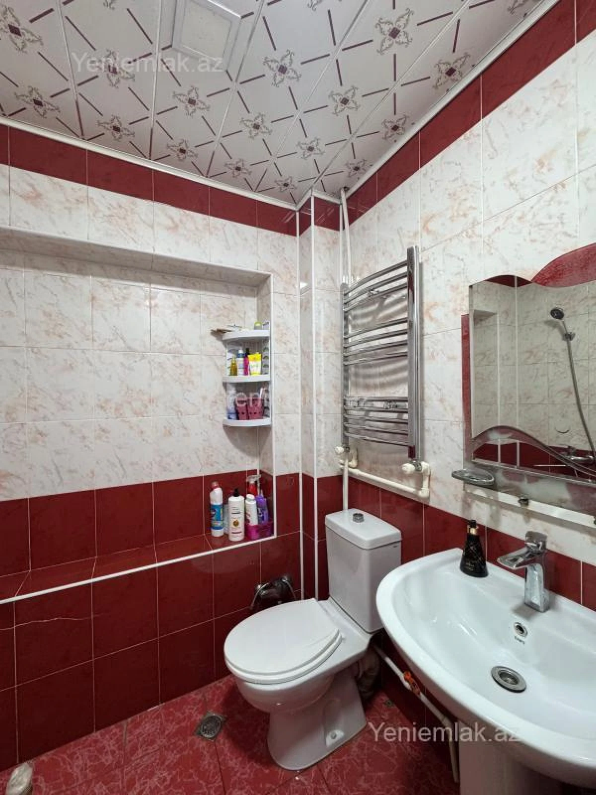 Satılır 1 otaqlı köhnə tikili 42 m²