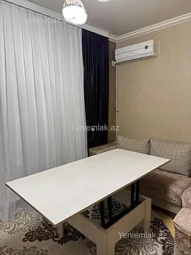 Satılır 1 otaqlı köhnə tikili 42 m²