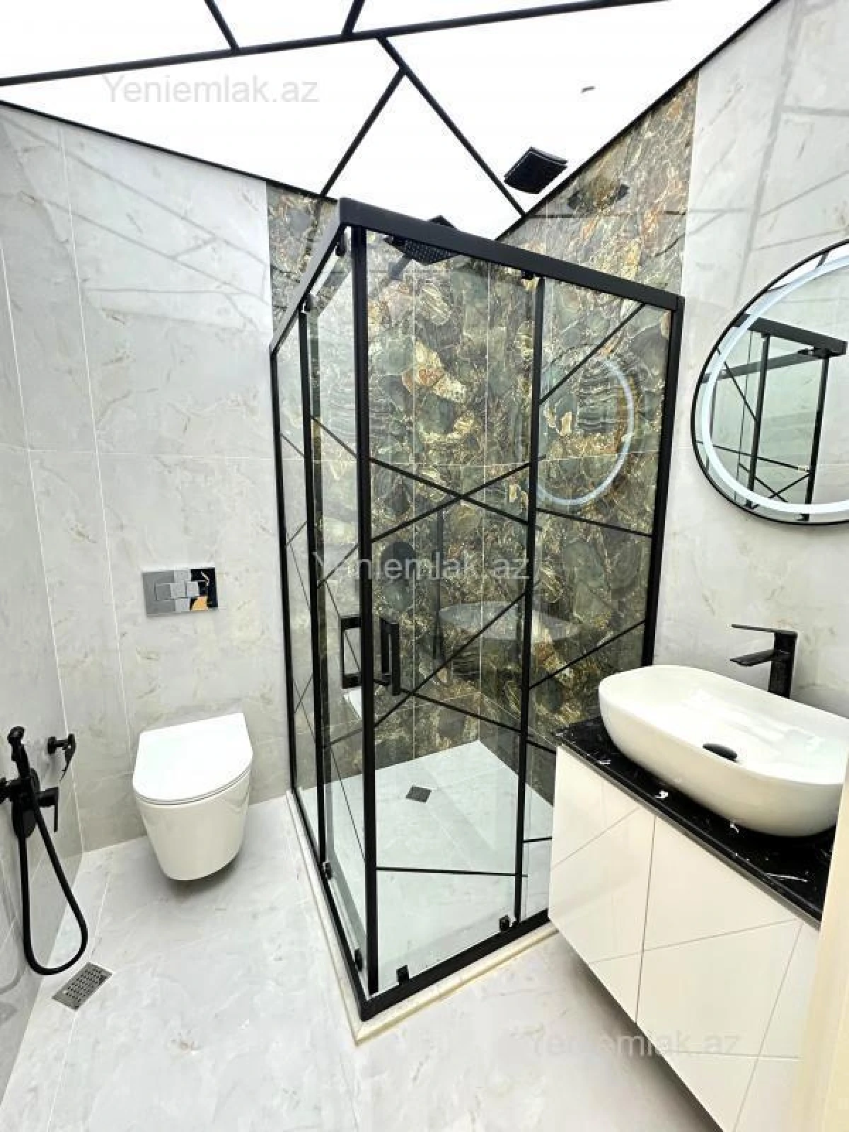 Satılır 2 otaqlı yeni tikili 69 m²