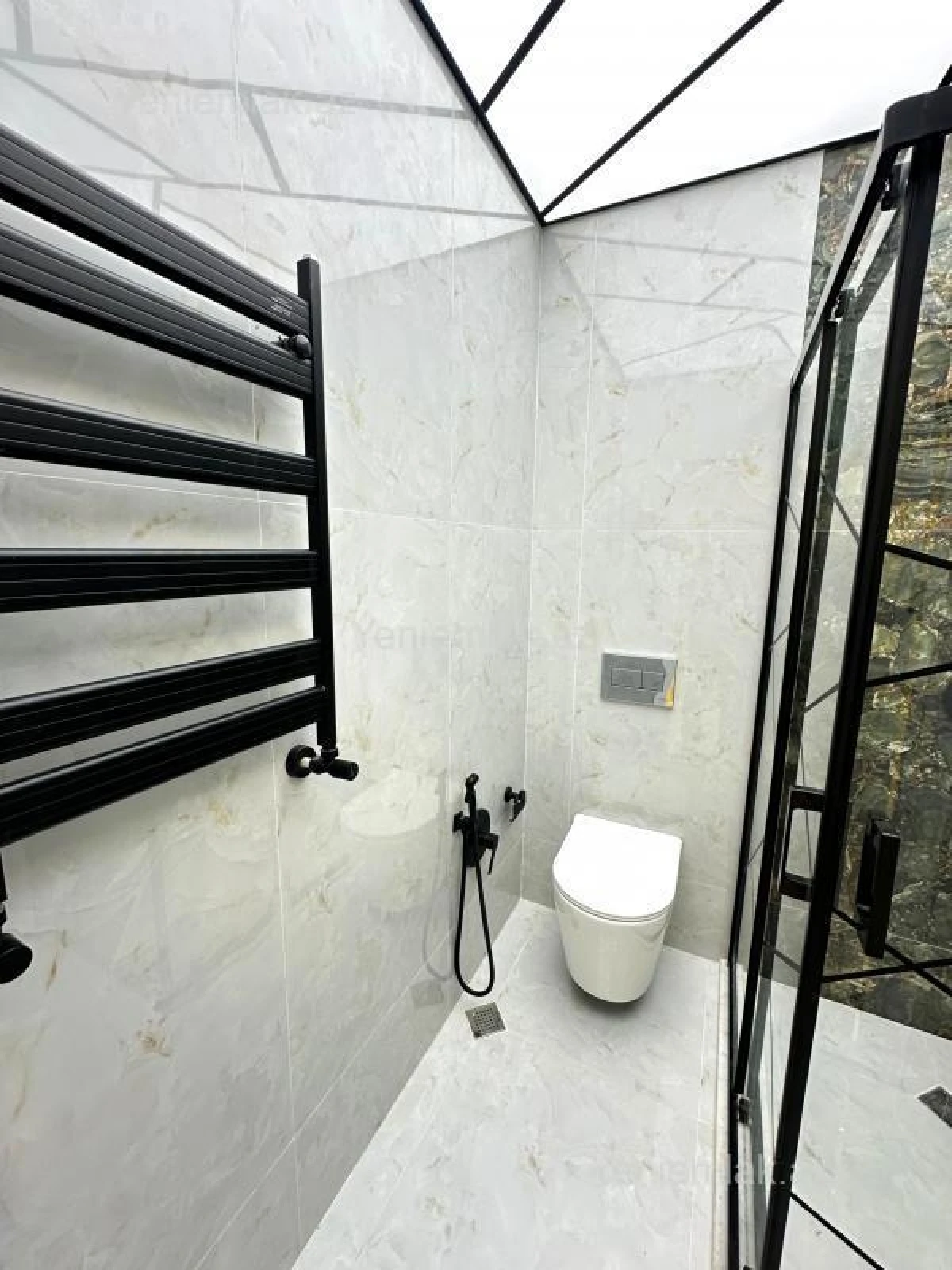 Satılır 2 otaqlı yeni tikili 69 m²