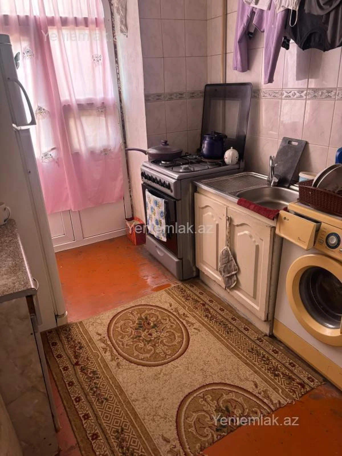 Satılır 3 otaqlı köhnə tikili 70 m²