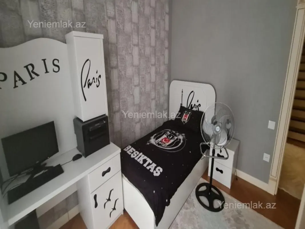 Satılır 6 otaqlı həyət evi 250 m²