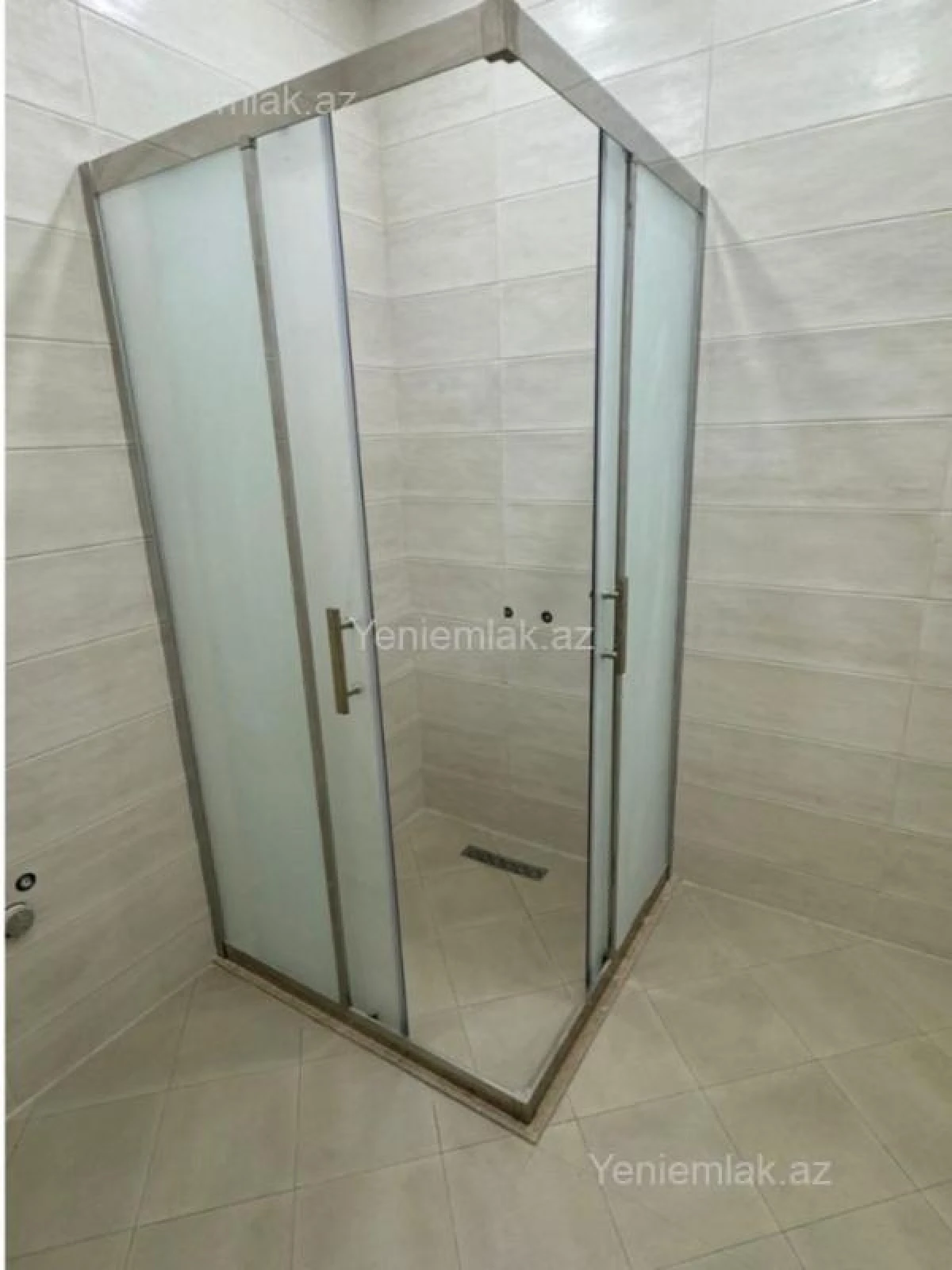 Satılır 6 otaqlı həyət evi 277 m²