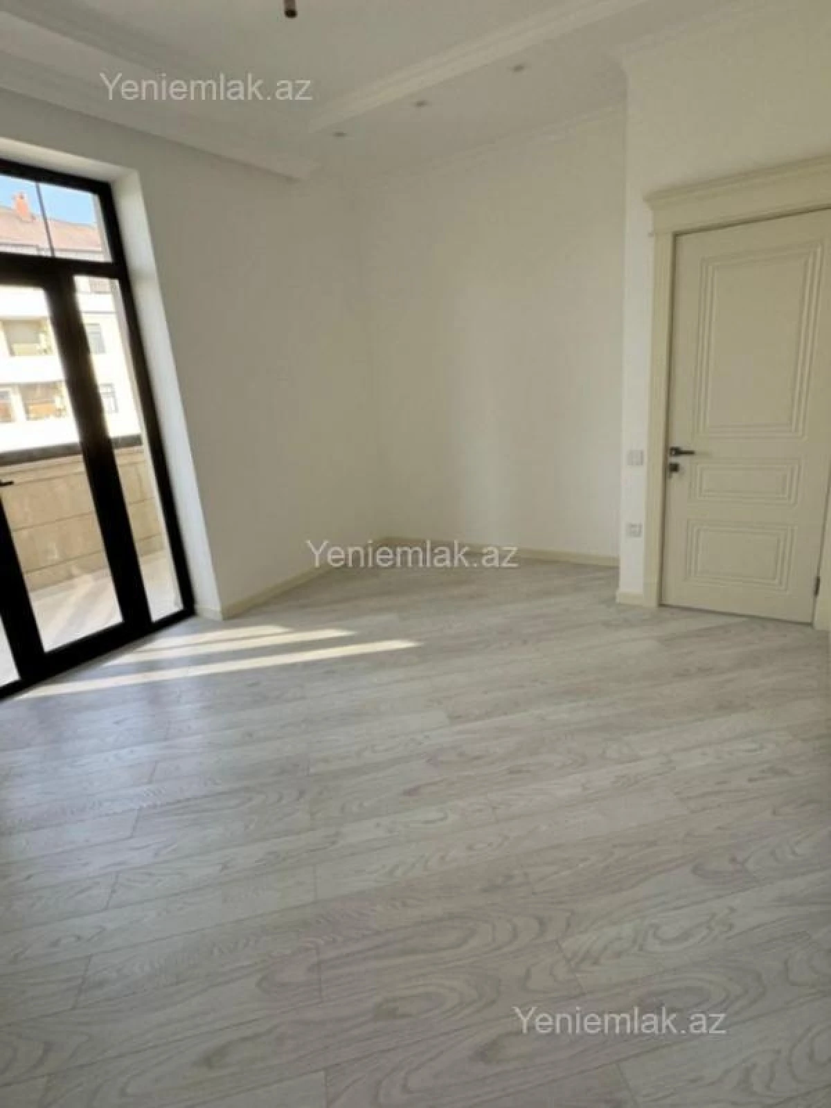 Satılır 6 otaqlı həyət evi 277 m²