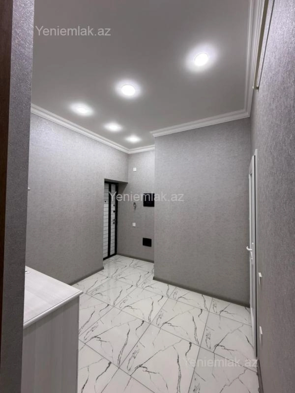 Satılır 2 otaqlı yeni tikili 71 m²