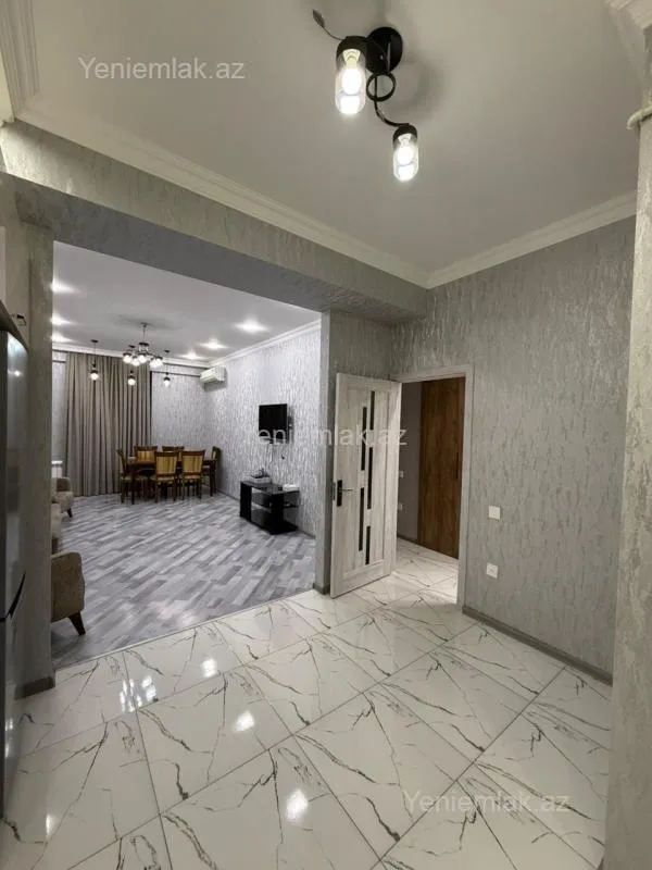 Satılır 2 otaqlı yeni tikili 71 m²
