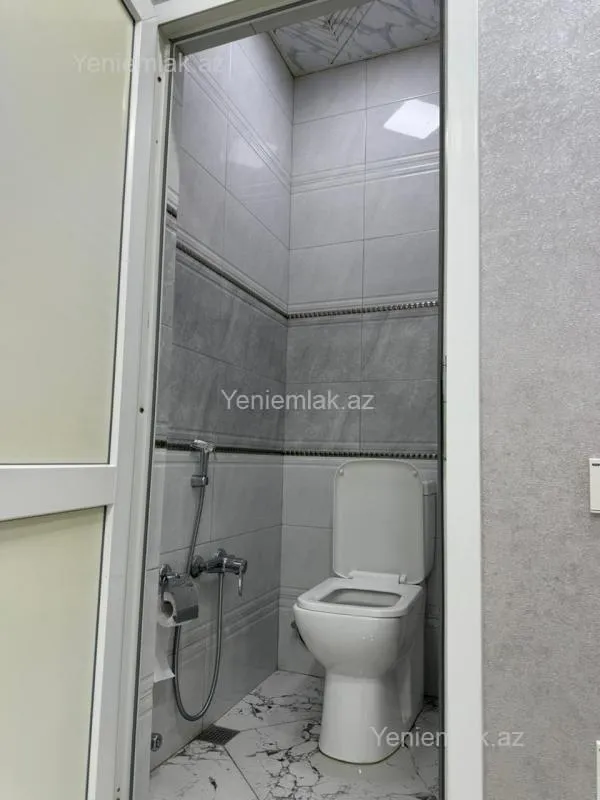 Satılır 2 otaqlı yeni tikili 71 m²