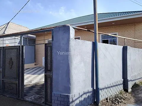 Satılır 3 otaqlı həyət evi 140 m²