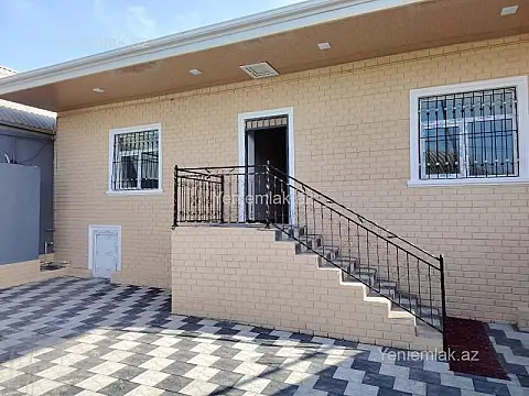 Satılır 3 otaqlı həyət evi 140 m²