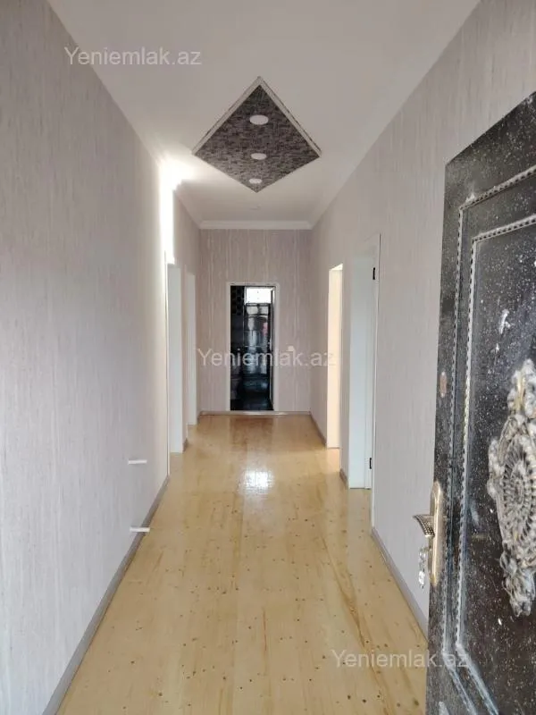 Satılır 3 otaqlı həyət evi 140 m²