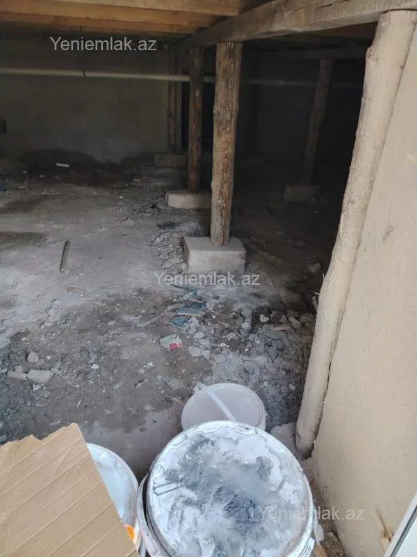 Satılır 3 otaqlı həyət evi 140 m²