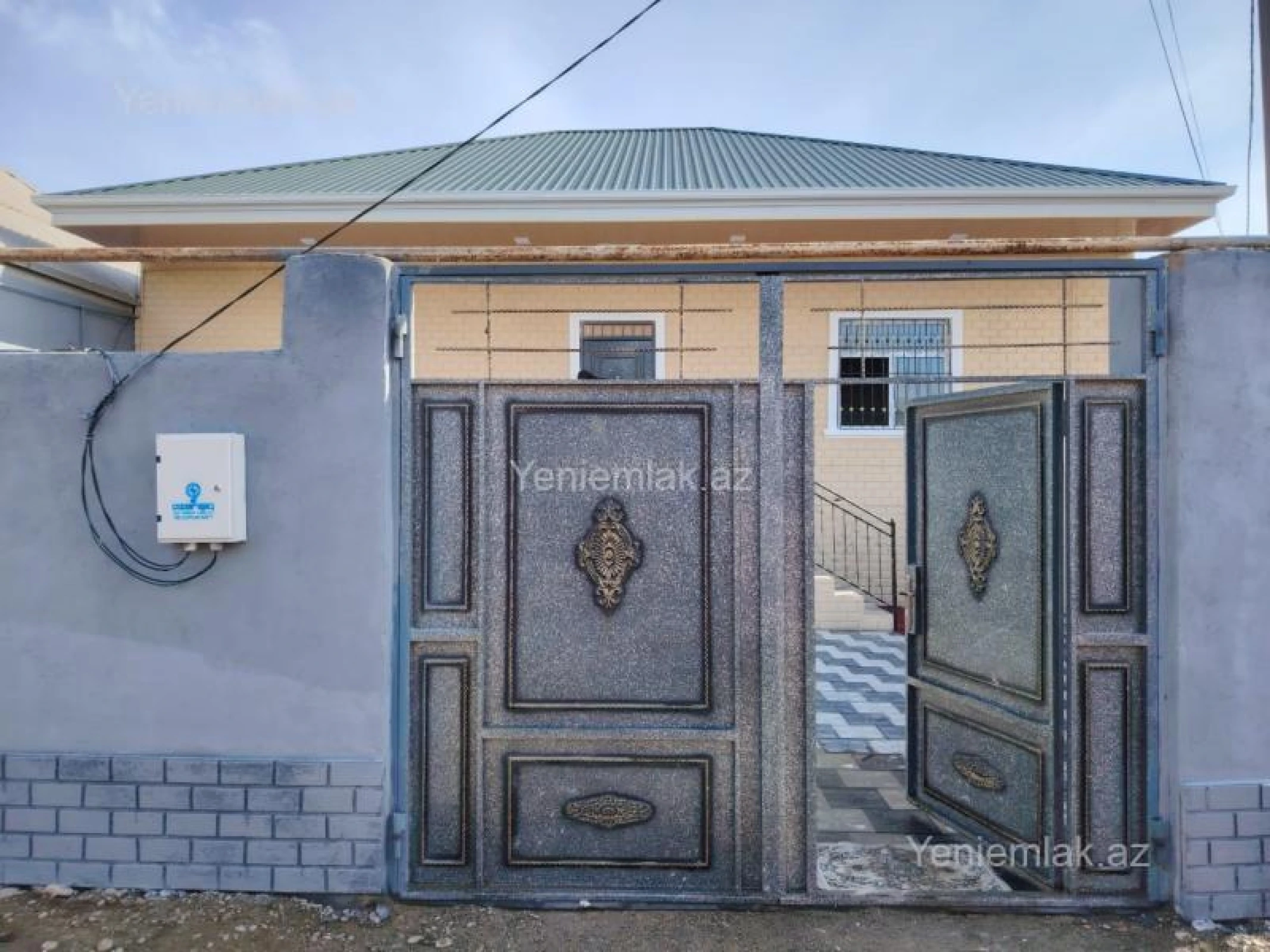 Satılır 3 otaqlı həyət evi 140 m²