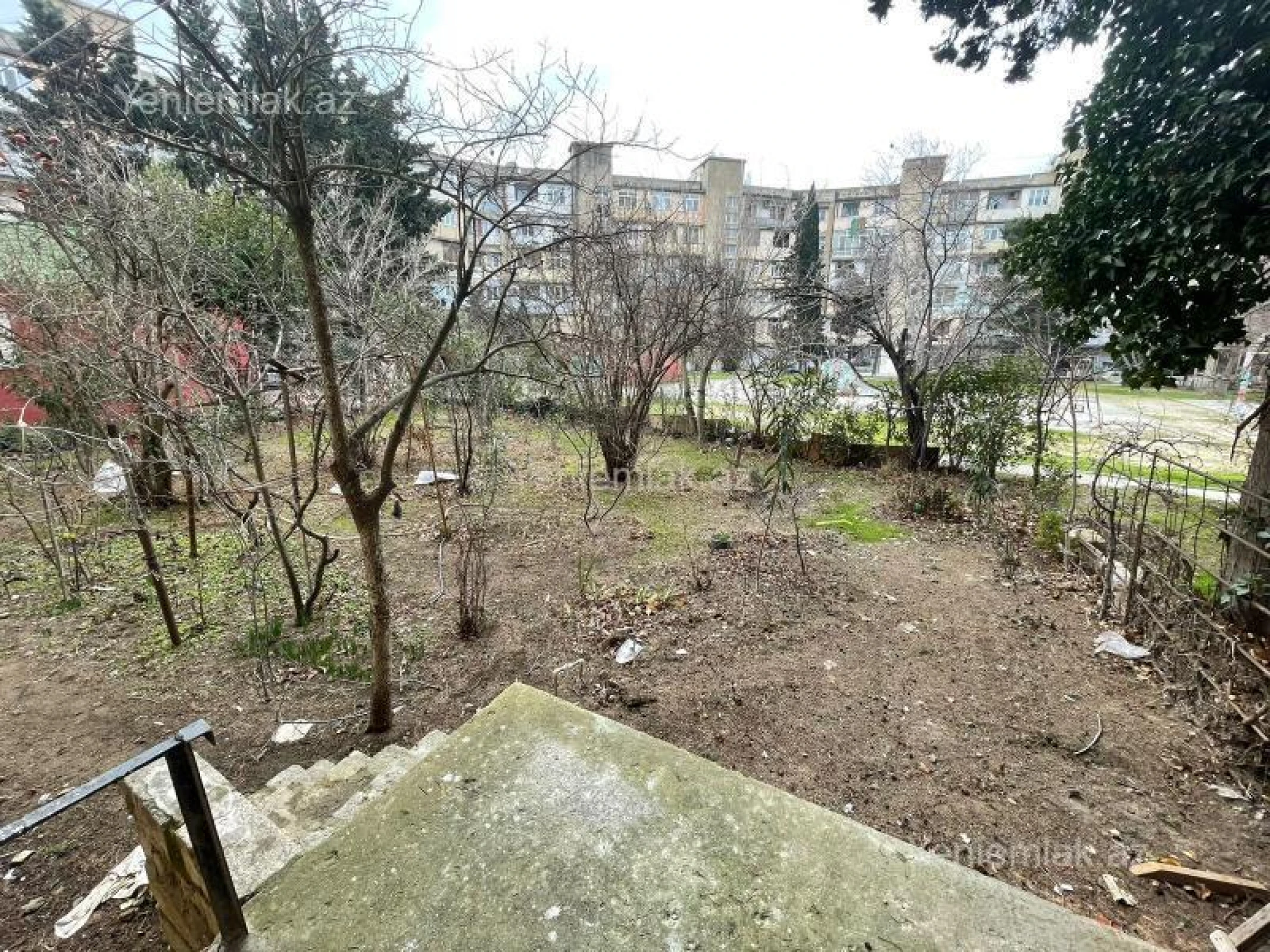Satılır 2 otaqlı köhnə tikili 60 m²