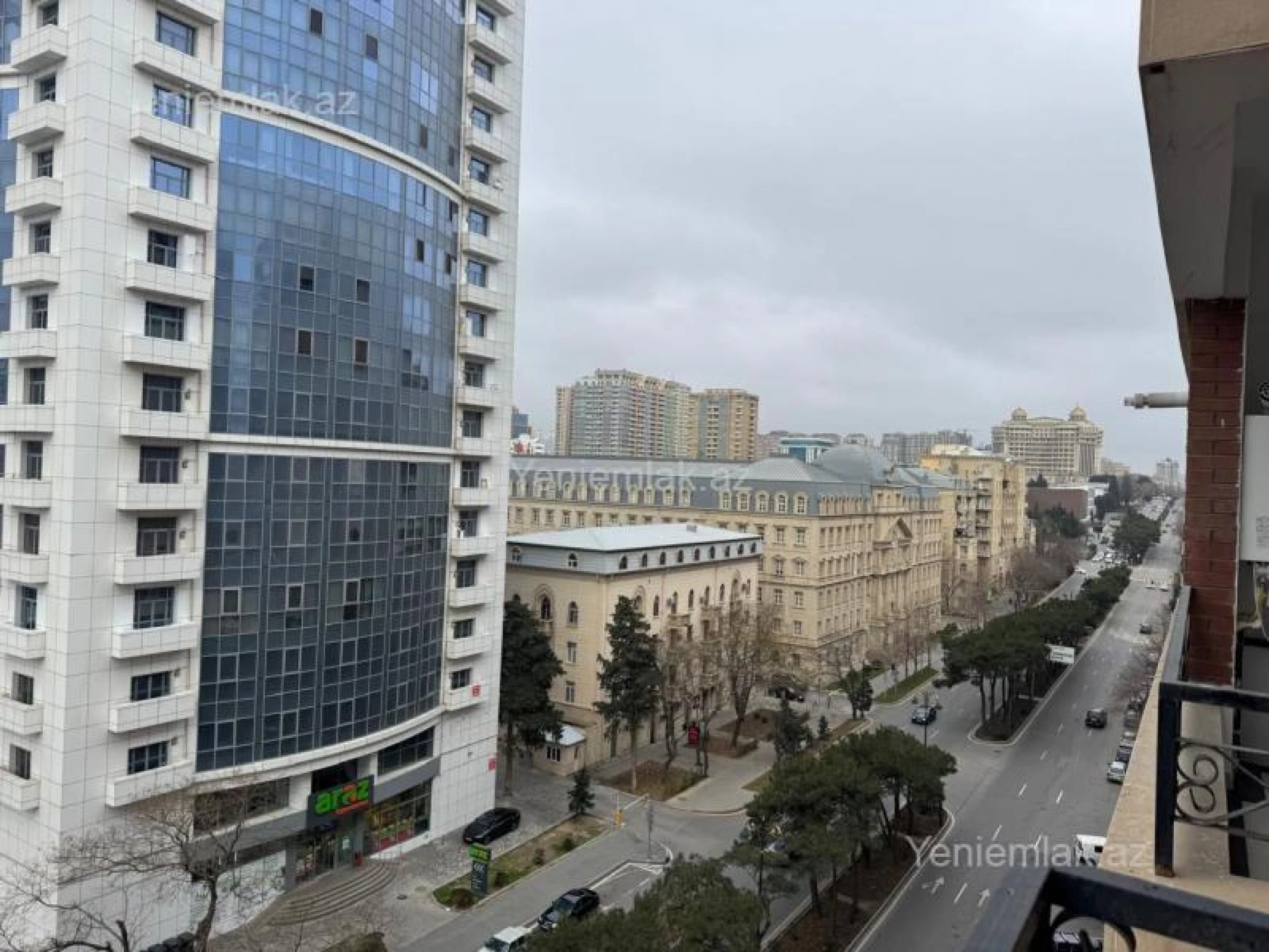 Satılır 3 otaqlı yeni tikili 151 m²