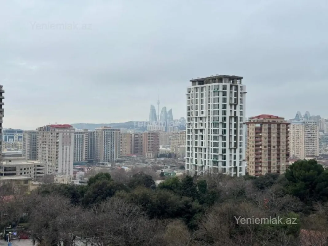 Satılır 3 otaqlı yeni tikili 151 m²