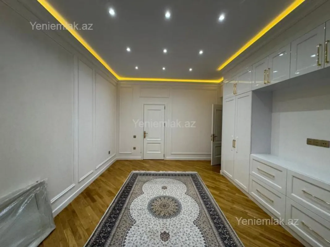 Satılır 3 otaqlı yeni tikili 151 m²