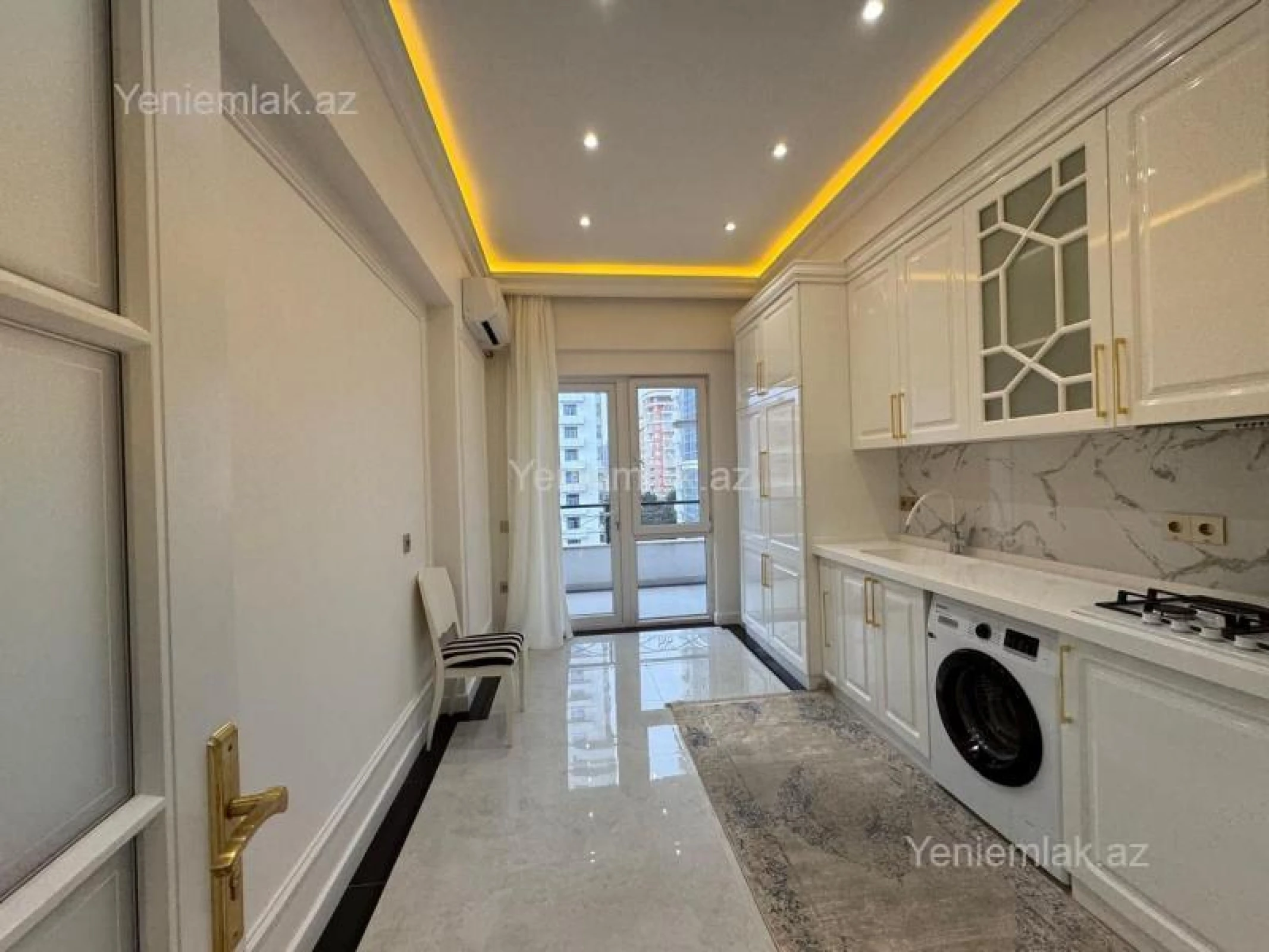 Satılır 3 otaqlı yeni tikili 151 m²