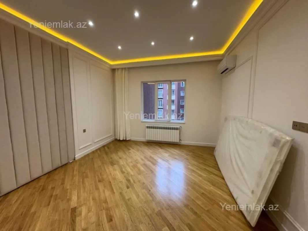 Satılır 3 otaqlı yeni tikili 151 m²