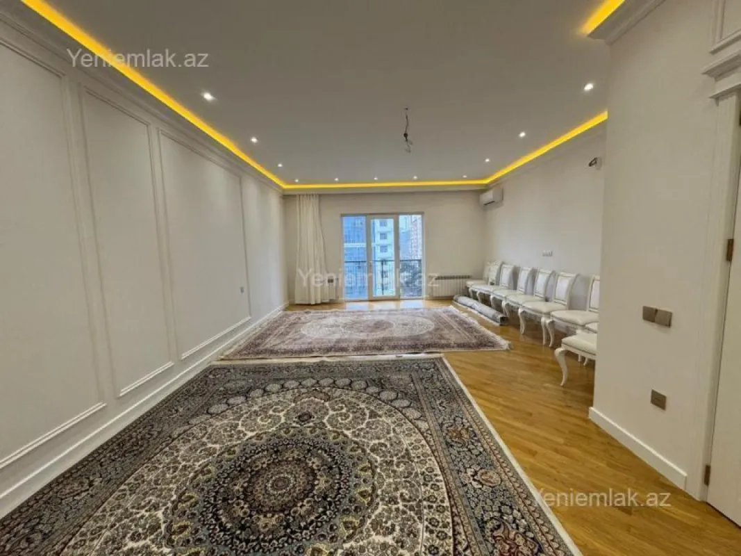 Satılır 3 otaqlı yeni tikili 151 m²