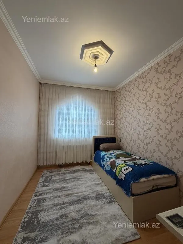 Satılır 3 otaqlı yeni tikili 75 m²