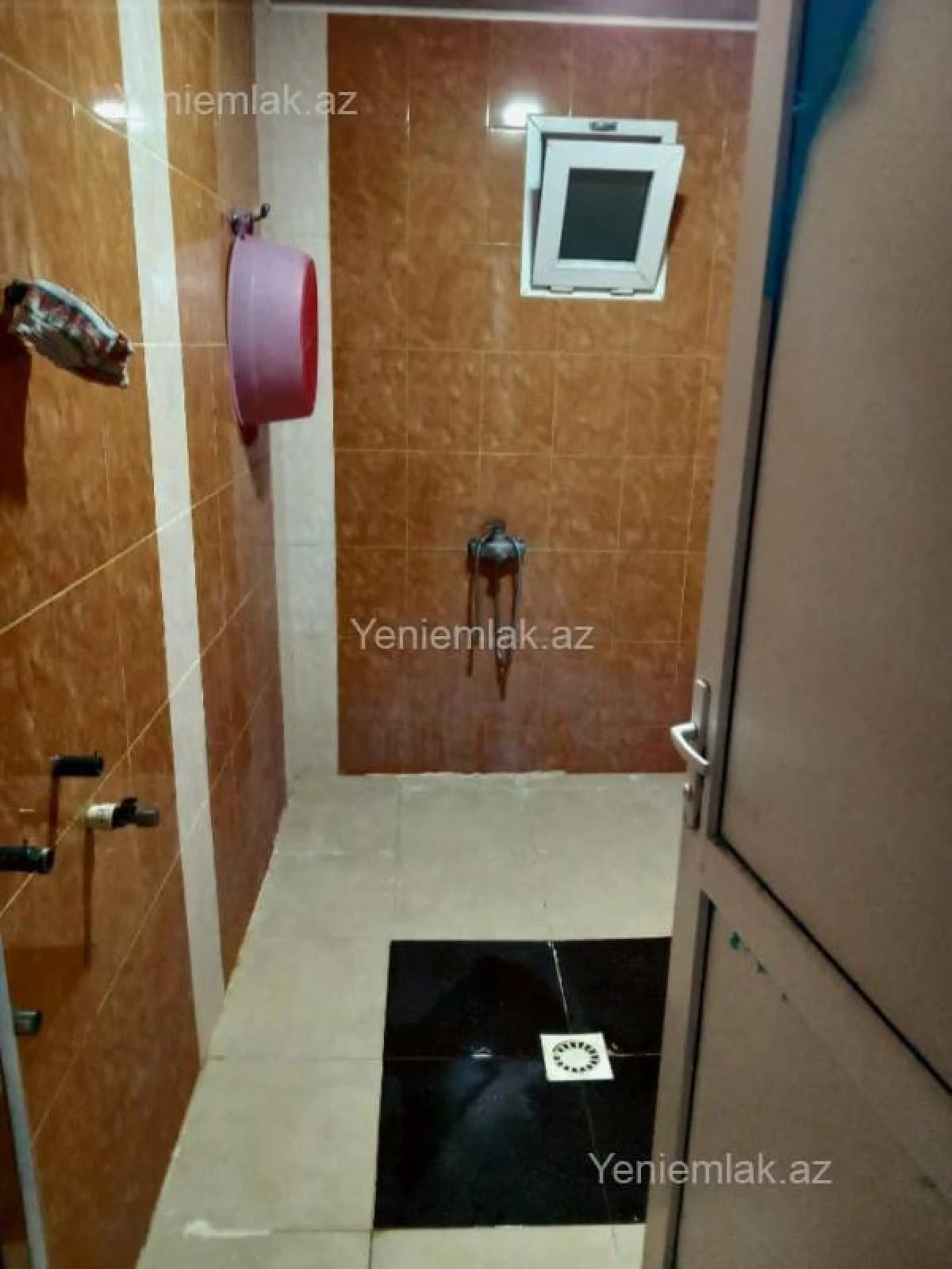 Satılır 4 otaqlı həyət evi 132 m²