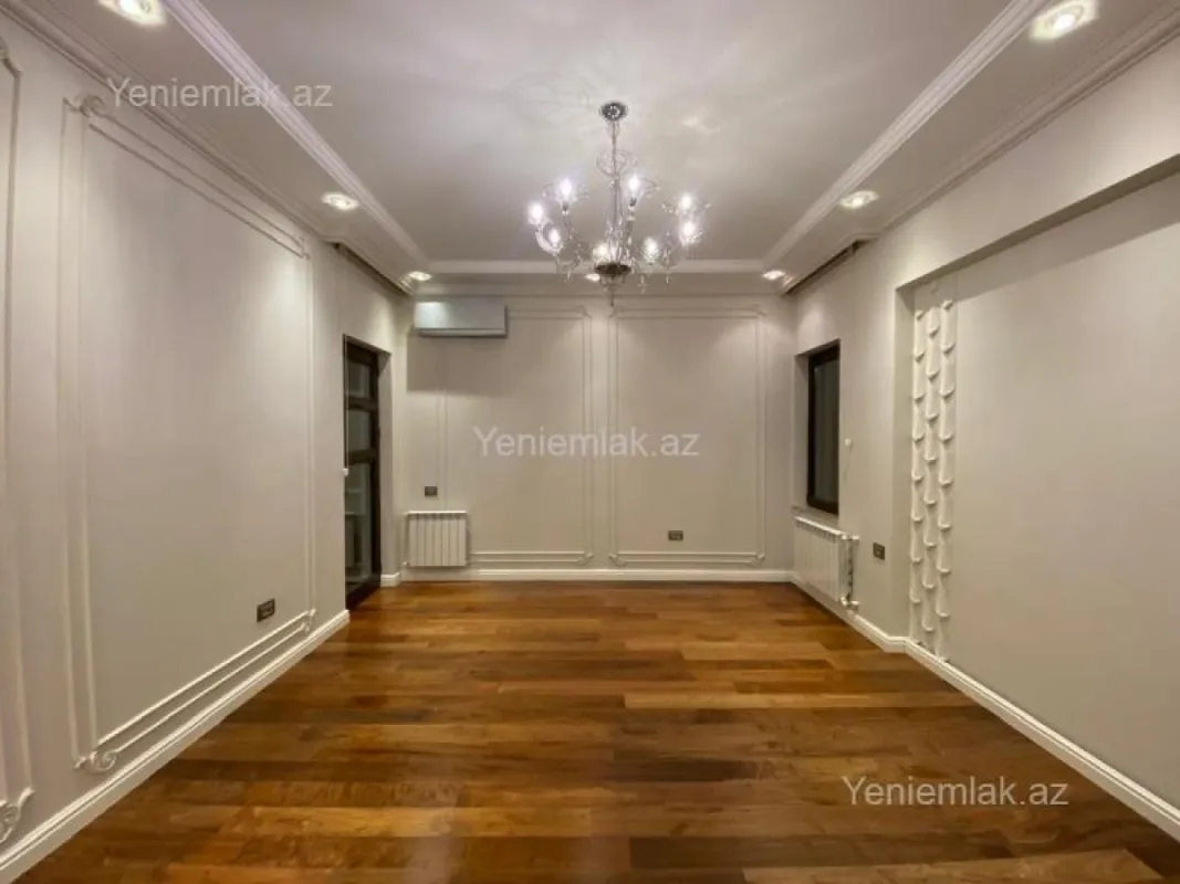 Satılır 4 otaqlı yeni tikili 195 m²