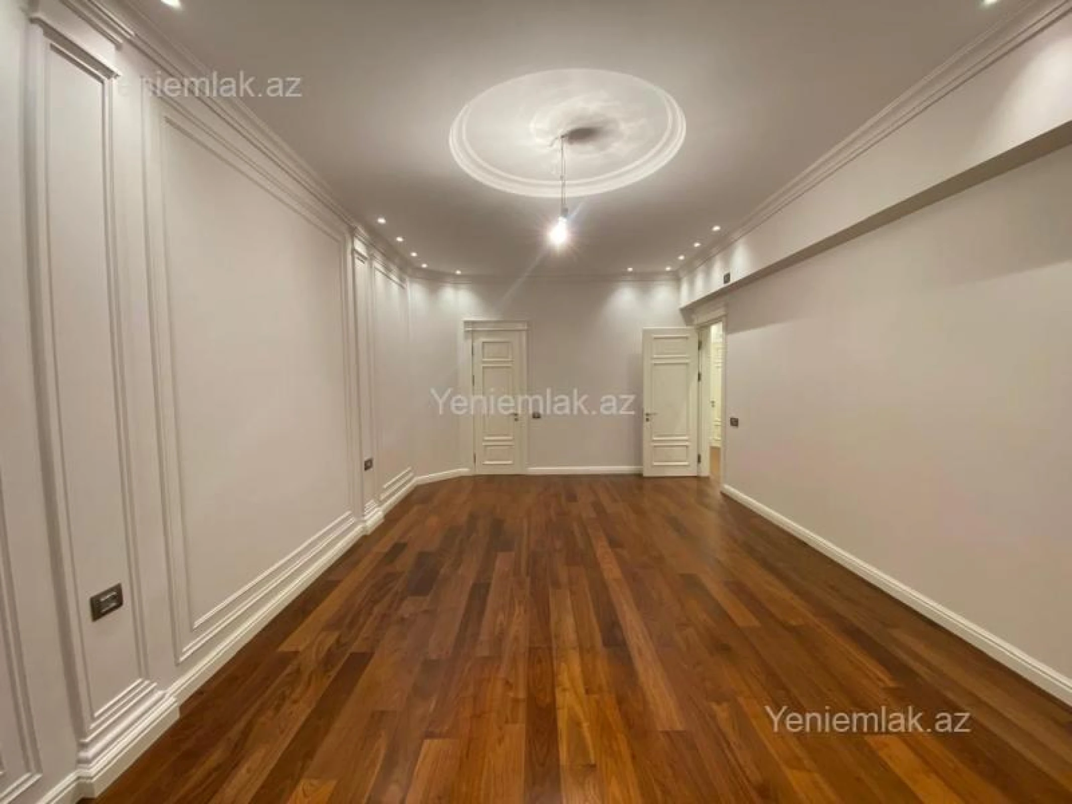 Satılır 4 otaqlı yeni tikili 195 m²