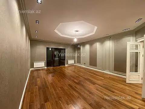 Satılır 4 otaqlı yeni tikili 195 m²