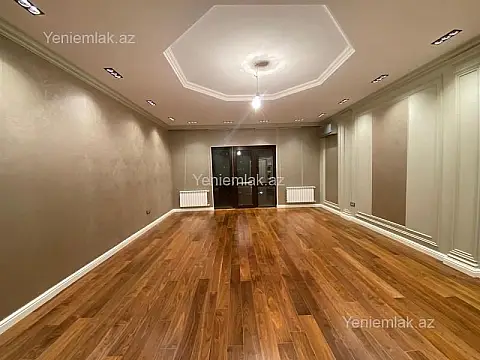 Satılır 4 otaqlı yeni tikili 195 m²