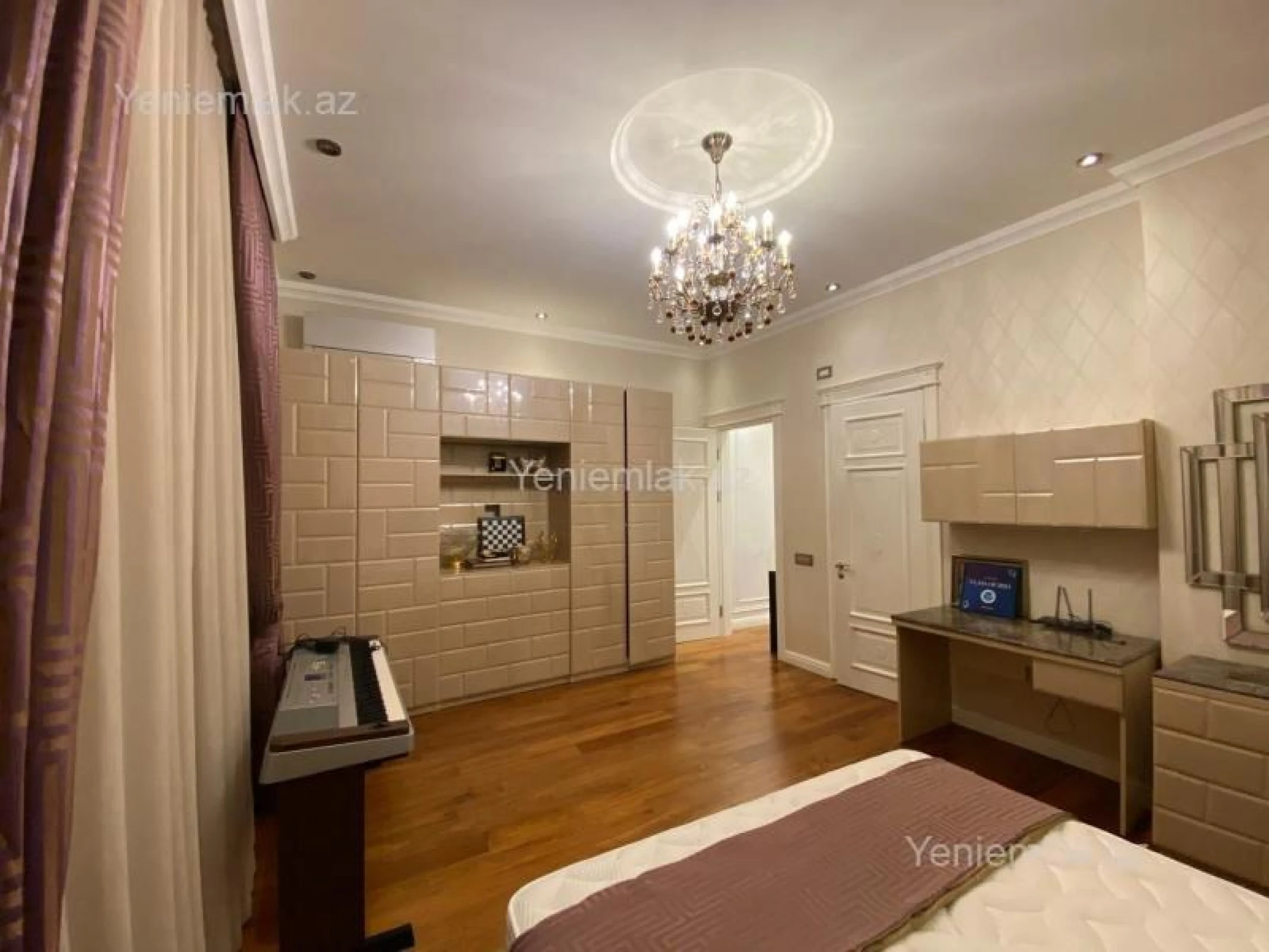 Satılır 4 otaqlı yeni tikili 195 m²