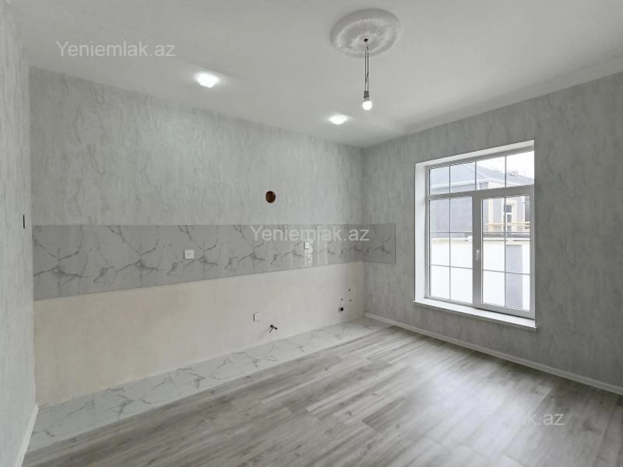 Satılır 4 otaqlı həyət evi 110 m²