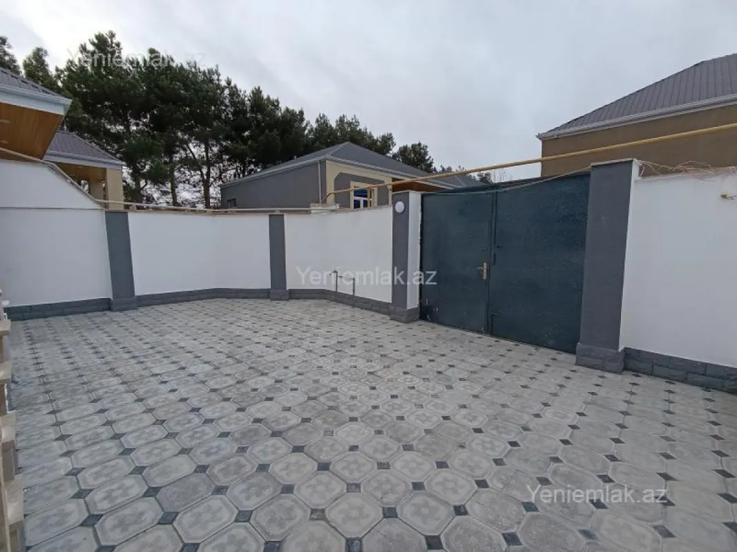 Satılır 4 otaqlı həyət evi 110 m²