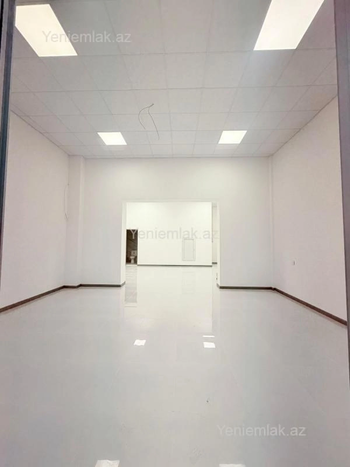 Satılır 1 otaqlı obyekt 82.5 m²