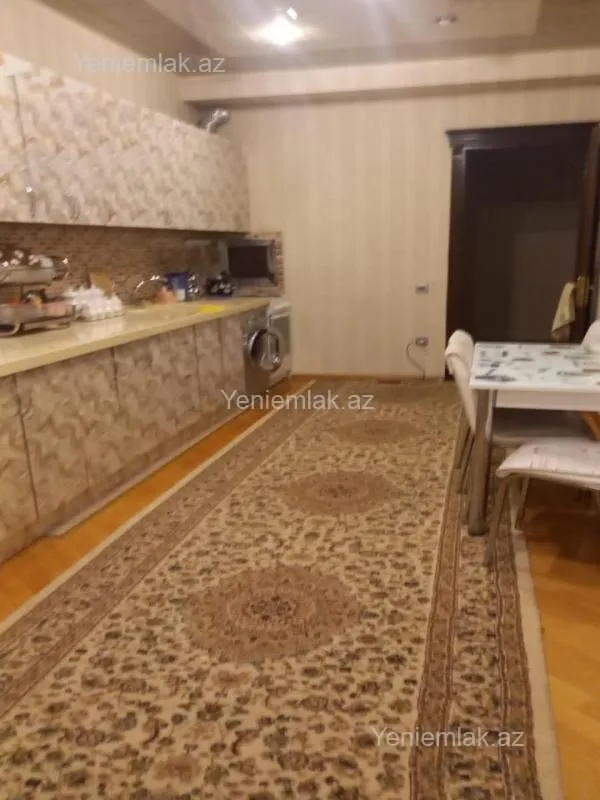 Satılır 3 otaqlı yeni tikili 127 m²