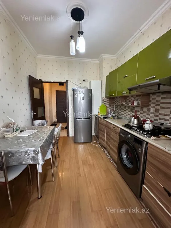 Satılır 2 otaqlı yeni tikili 65 m²