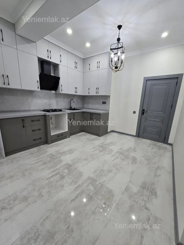 Satılır 2 otaqlı yeni tikili 85 m²