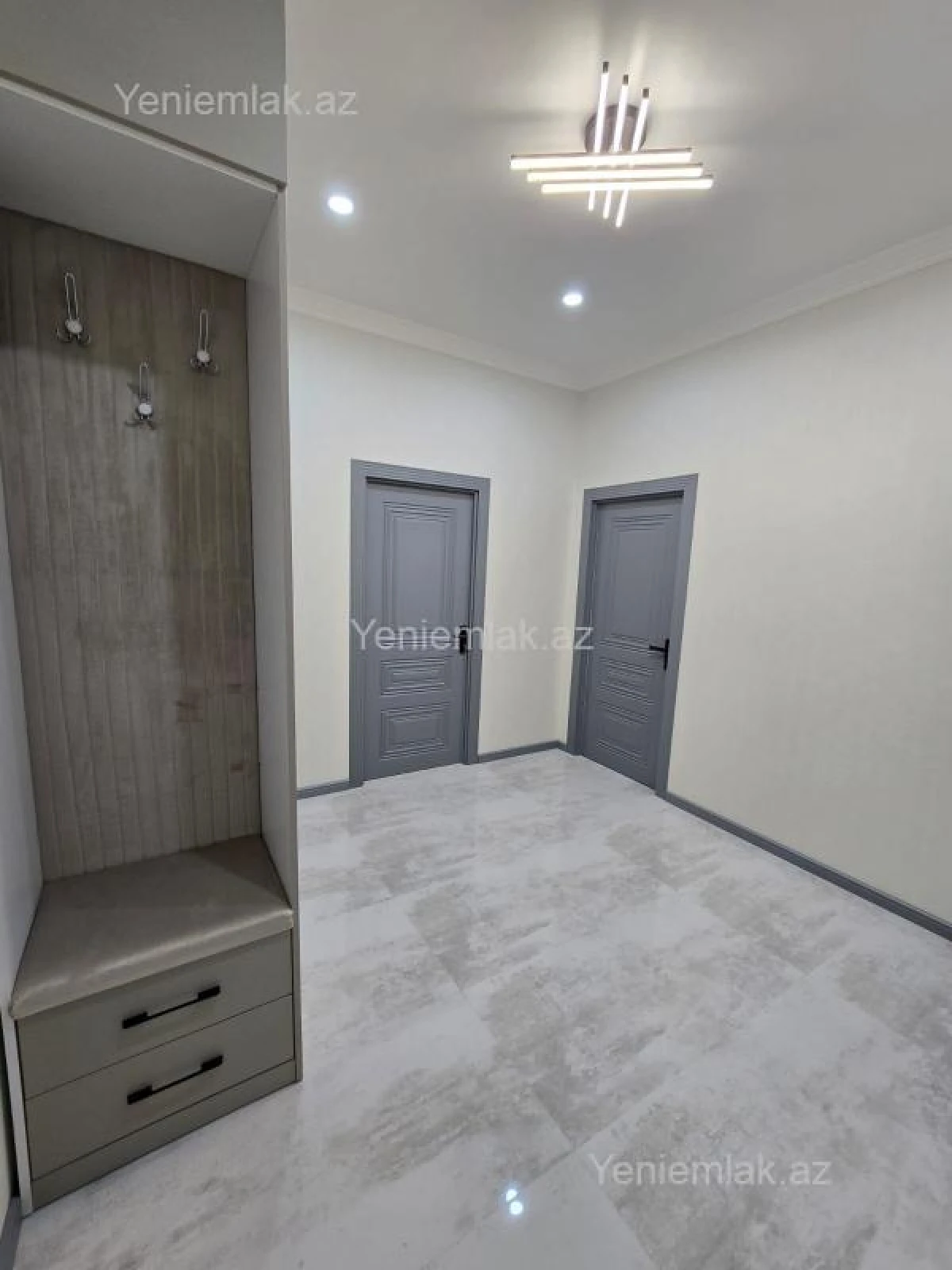 Satılır 2 otaqlı yeni tikili 85 m²