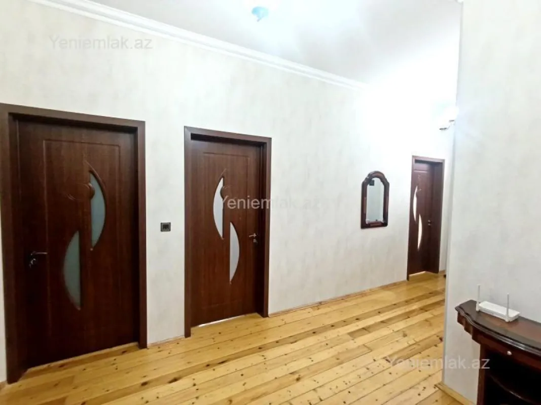Satılır 4 otaqlı həyət evi 120 m²