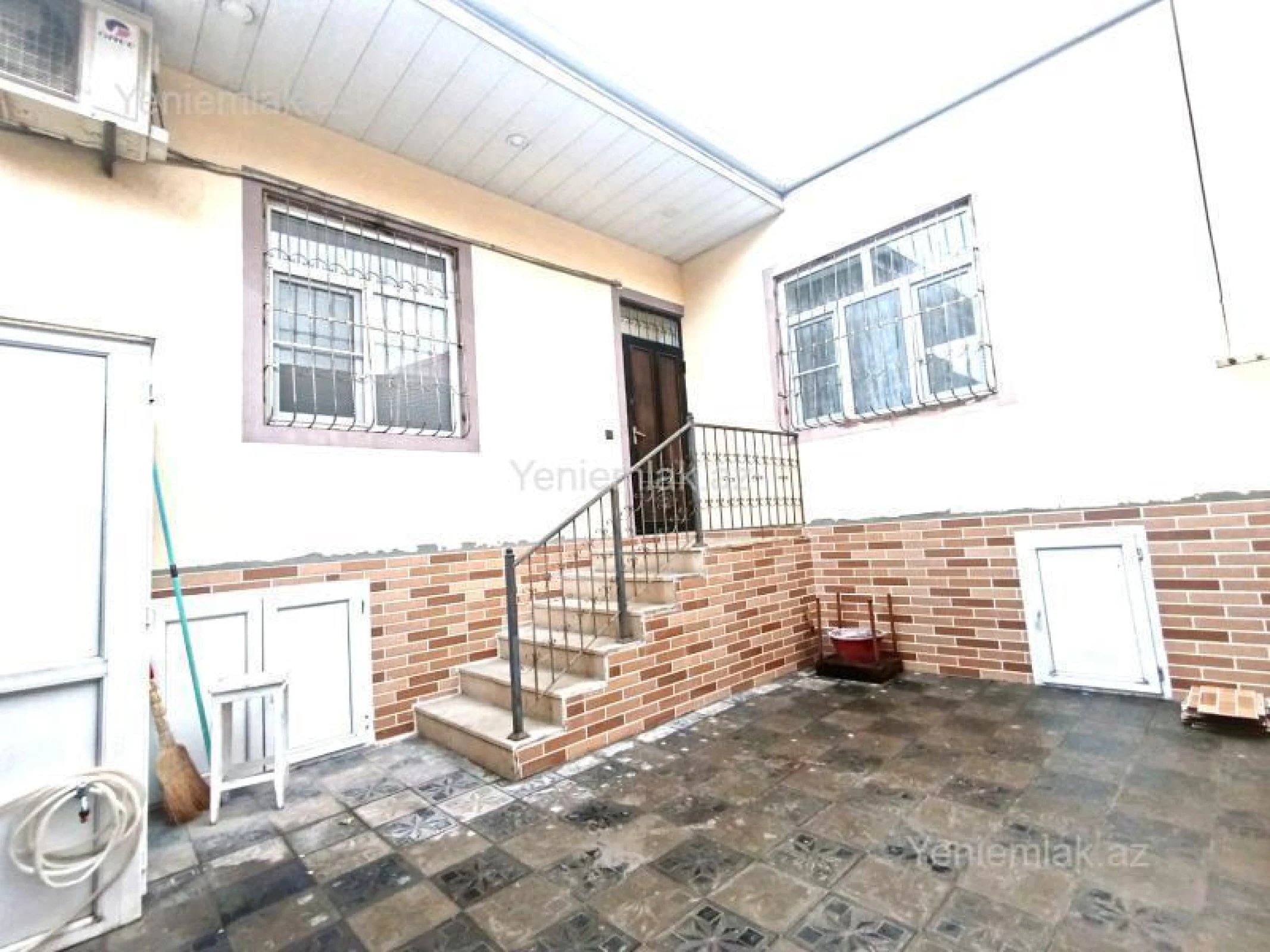 Satılır 4 otaqlı həyət evi 120 m²