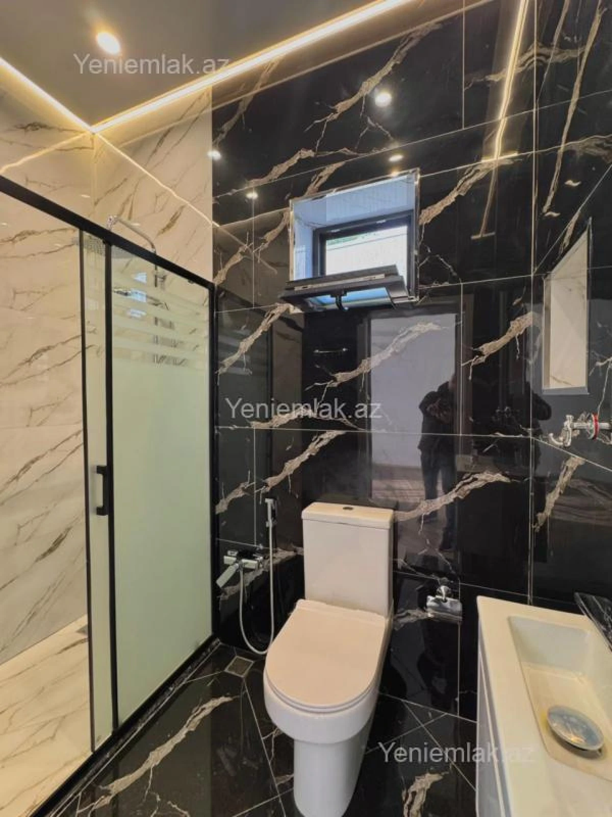 Satılır 3 otaqlı həyət evi 130 m²